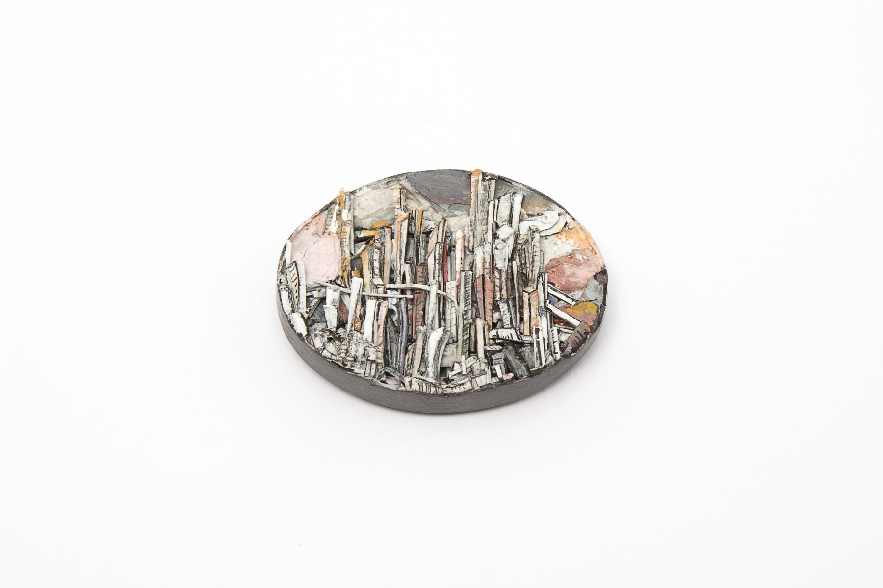 Untitled | Brooch | 2018 | Paper, paint, silver, wood, graphite, stainless steel | 54X42X25mm